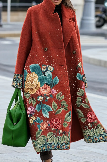 Rød lang frakke med blomsterprint til dame