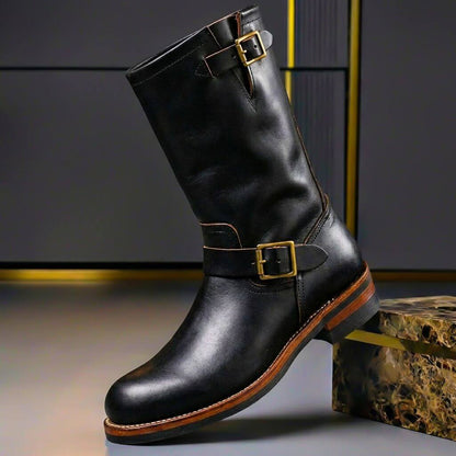 Engineer boots med 2 spænderemme og slidt look i sort